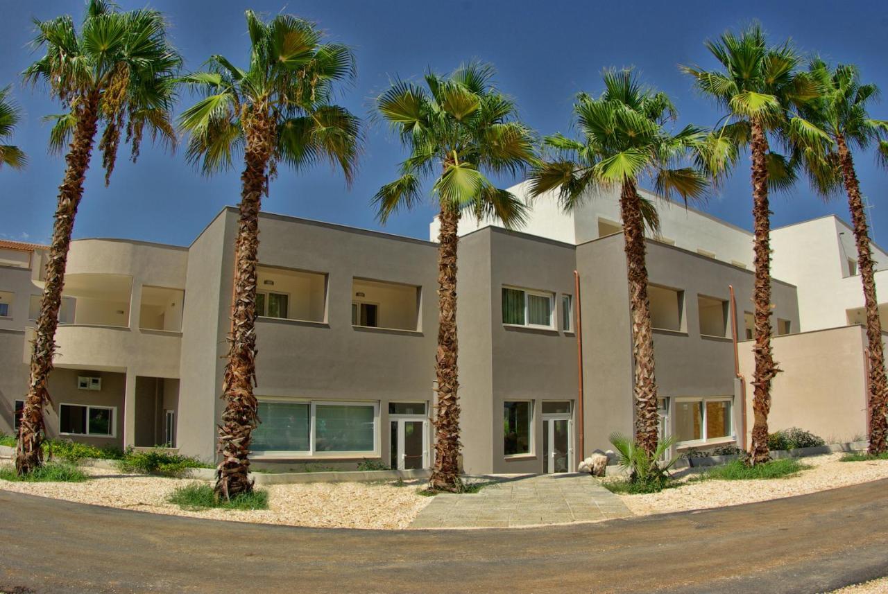 Futura Club Spiagge Bianche Fontane Bianche Exterior foto